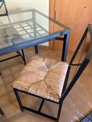 Mesa+4 sillas+Lámpara