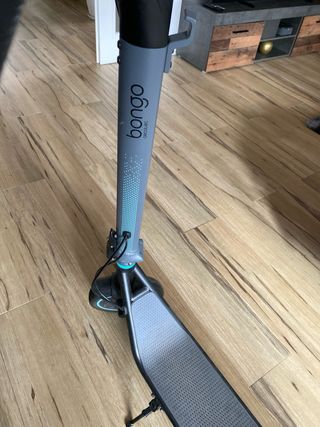 Patinete eléctrico  Bongo cecotec D20