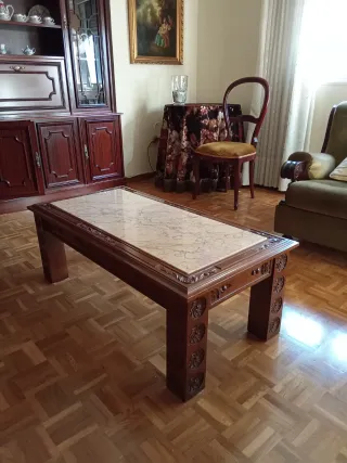 Mesa de madera maciza