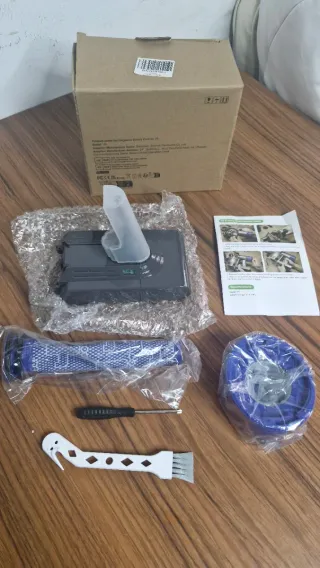 Batería EVARY para Dyson V8 8000 mAh + Accesorios