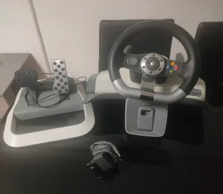 Volante Xbox 360 con Pedales