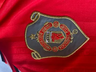 Camiseta Manchester United Campeon de europa 1999.