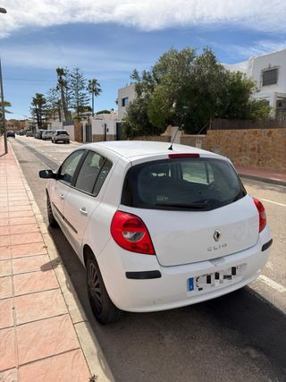 Renault Clio 2009