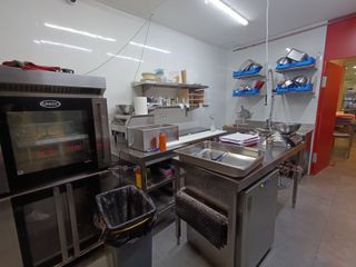 R-7939730 Traspaso Bar Rest Sant Antoni, Bcn