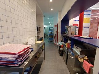 R-7939730 Traspaso Bar Rest Sant Antoni, Bcn