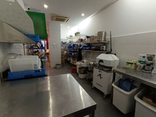 R-7939730 Traspaso Bar Rest Sant Antoni, Bcn