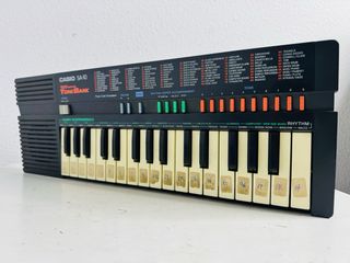 Teclado Casio SA-10 Sintetizador Juguete Vintage