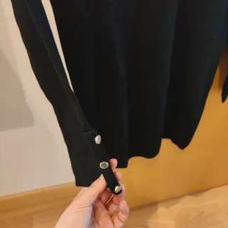 Jersey de punto negro manga 3/4 de Stradivarius