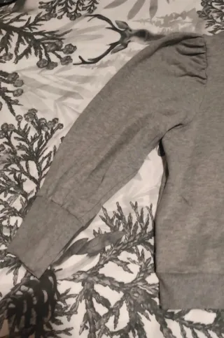 Sudadera mujer marca Lois.