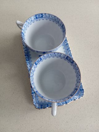 Bandeja y 2 tazas porcelana Tuppack Tiefenfurt