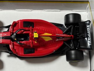 F1 Ferrari Carlos Sainz Jr Bburago 1:43