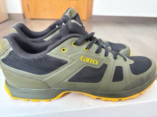 Zapatillas giro gauge talla  43