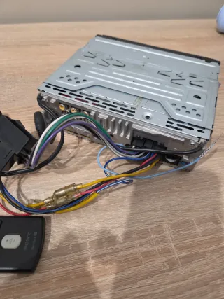 Autorradio Sony MEX-BT3700U con Bluetooth y USB +@