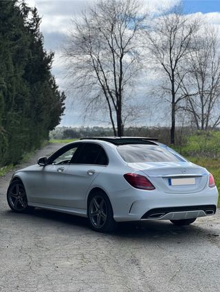 Mercedes-Benz Clase C220 AMG