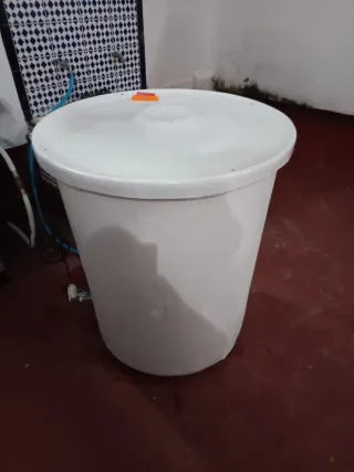 Bidón de poliéster 1000L