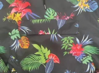 Cortavientos estampado floral