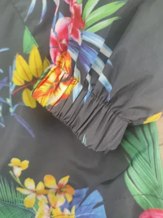 Cortavientos estampado floral