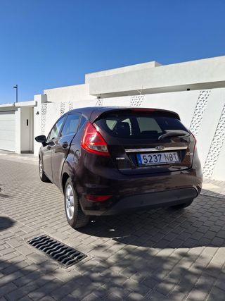 Ford Fiesta 2010