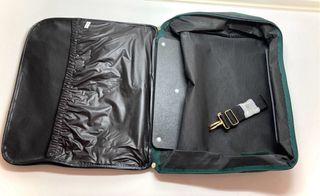 Maletín de tela dura