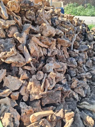 Se vende leña de olivo