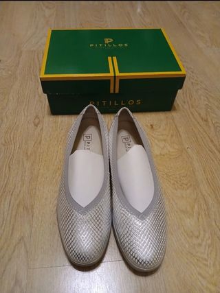 Zapatos Pitillos plateados