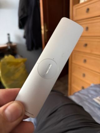 Mando apple tv 1, 2 y 3 generación.
