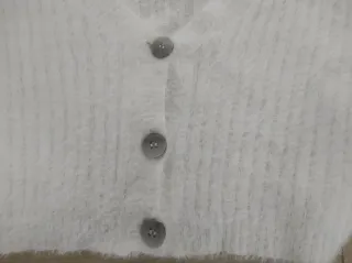 Chaqueta blanca niña cintura corta.