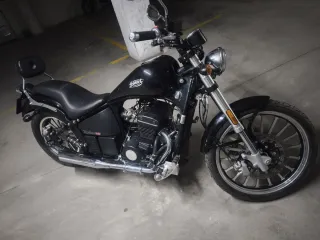 Moto Leonart Daytona Negra