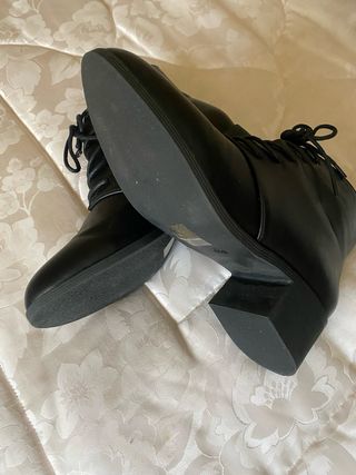 Botines de piel talla 40