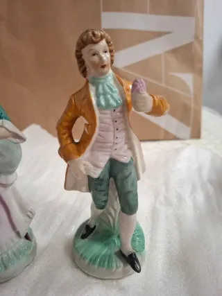 Figuras de porcelana pareja