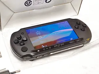 Sony PSP Street psp-E1004 CB nera impeccabile