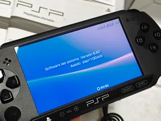 Sony PSP Street psp-E1004 CB nera impeccabile