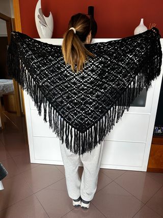 Mantilla de flamenco, hecha a mano