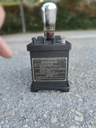 Antigua alimentación para radio de válvula Philips