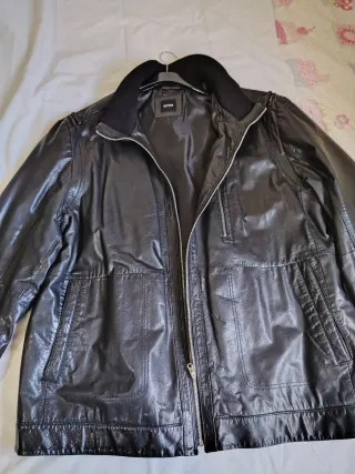 chaqueta hombre Hugo Boss nueva de piel