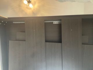 Mesa de comedor cristal y madera color gris ceniza