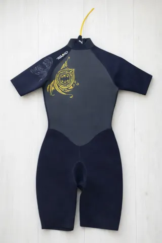 Neopreno hombre corto