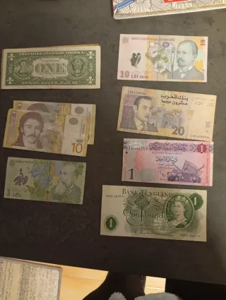 Lote de Billetes Internacionales