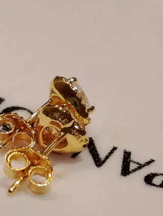 Pendientes Pandora chapado oro 14k