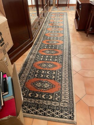 Tres alfombras pasillo. Precio cada una 35€.