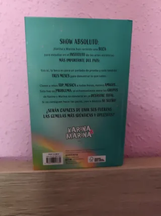 Rivales en el instituto (Karina & Marina 5)