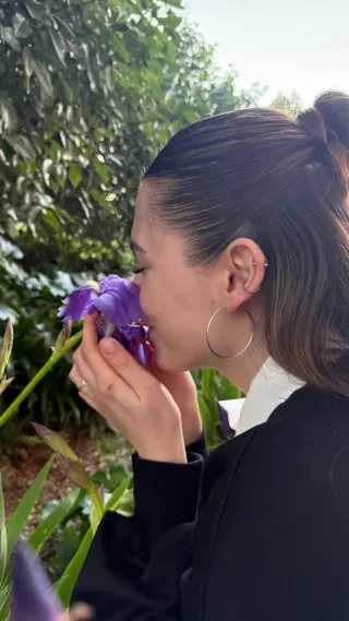 Busco trabajo de niñera.