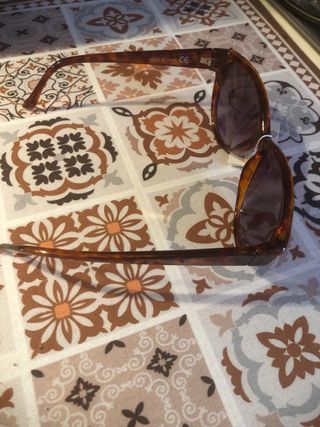 Occhiali da sole vintage, mai usati