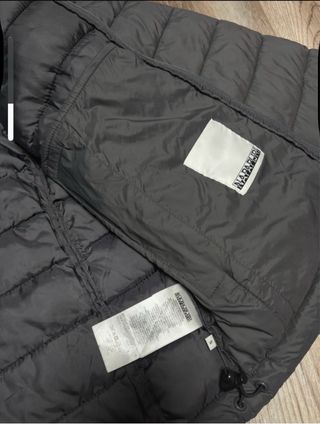 CHAQUETA CAZADORA ACOLCAHADA NAPAPIJRI