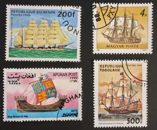 Lote de 4 sellos de barcos históricos