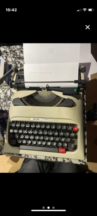 Maquina de escribir Olivetti