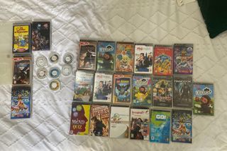 24 giochi PSP + scatole vuote e film DA LEGGERE ANNUNCIO