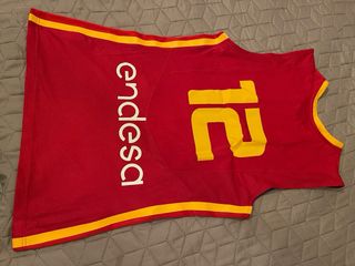 Camiseta basquet España firmada Iho Lopez