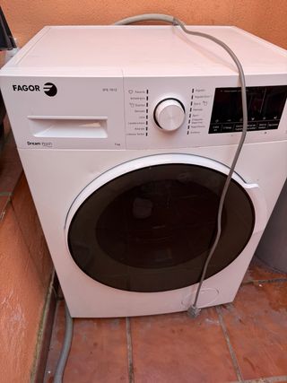 Lavadora con rodamientos rotos