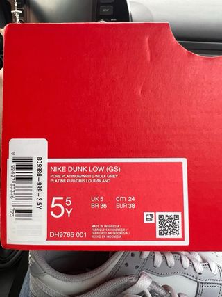 Zapatillas Nike Dunk Low Gris y Blanco